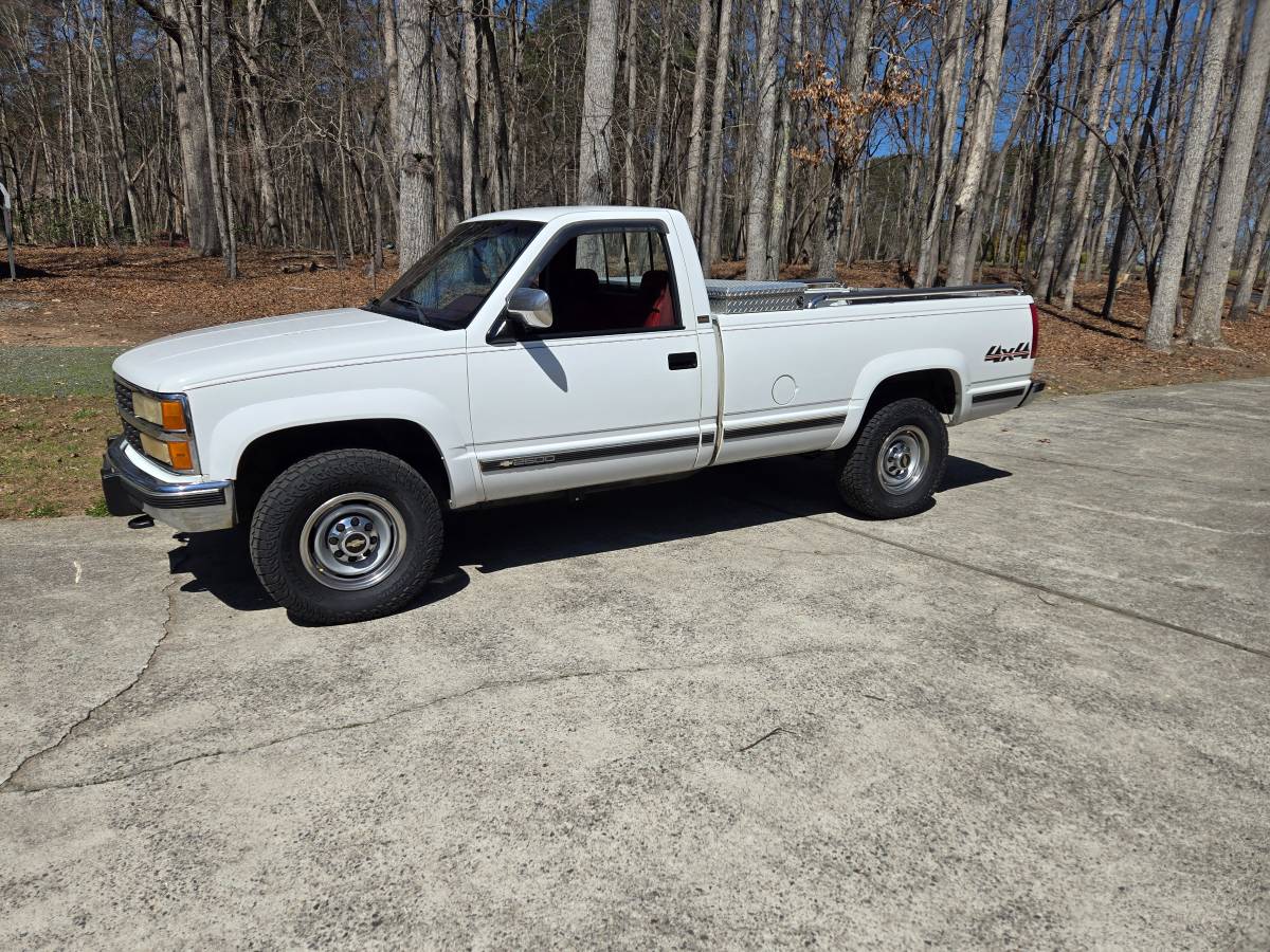Chevrolet-silverado-2500hd-diesel-1992-white