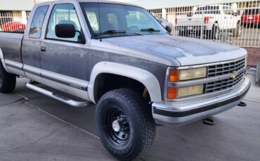 Chevrolet-silverado-k2500-4x4-1993-silver-1