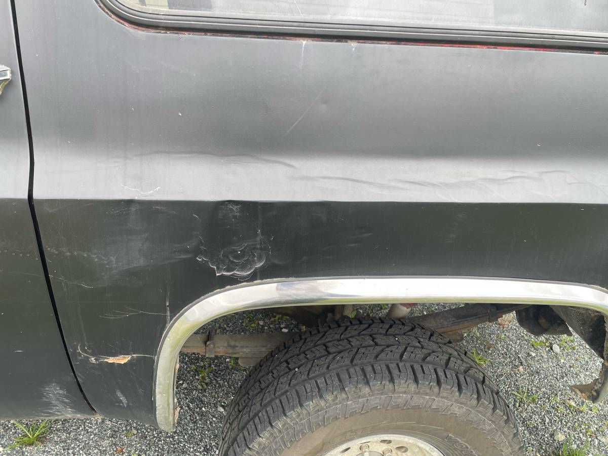 Chevrolet-suburban-1500-1988-black-7