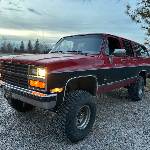 Chevrolet-suburban-1989-red-1