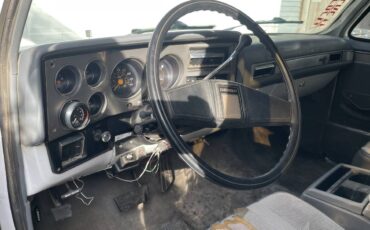 Chevrolet-suburban-2500-1987-15