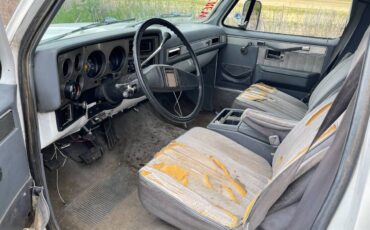 Chevrolet-suburban-2500-1987-8