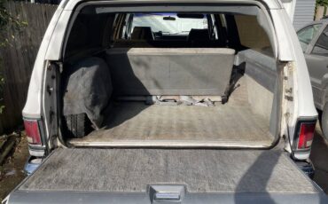 Chevrolet-suburban-2500-1987-9