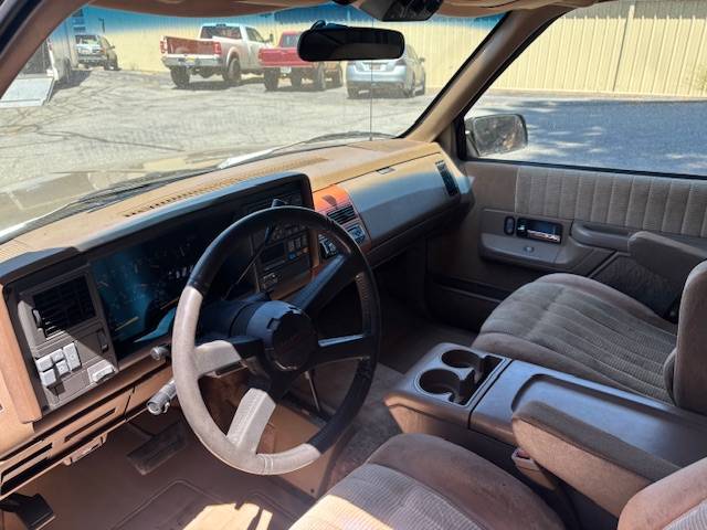 Chevrolet-suburban-2500-1994-9