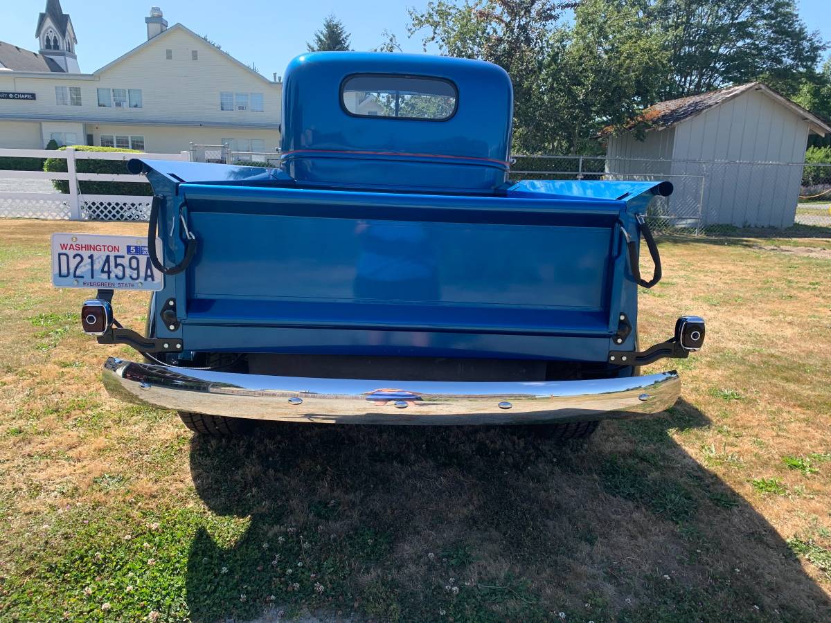 Chevrolet-truck-1942-blue-4