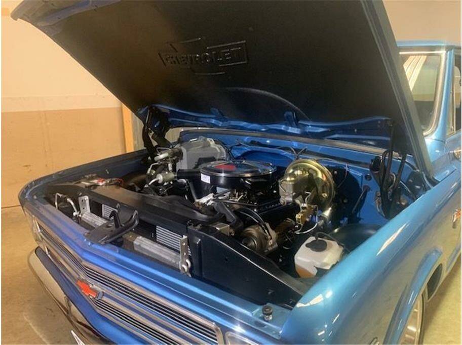 Chevrolet-unknown-1968-5