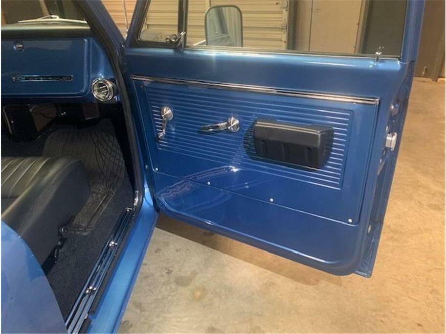 Chevrolet-unknown-1968-8