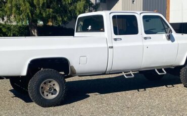 Chevrolet-v3500-1989-white-1