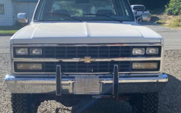 Chevrolet-v3500-1989-white