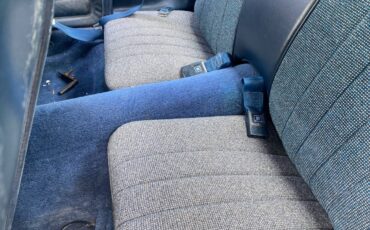 Chevrolet-z28-camaro-1981-blue-14