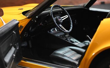 Chevrolete-Corvette-1973-11