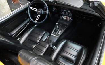 Chevrolete-Corvette-1973-15