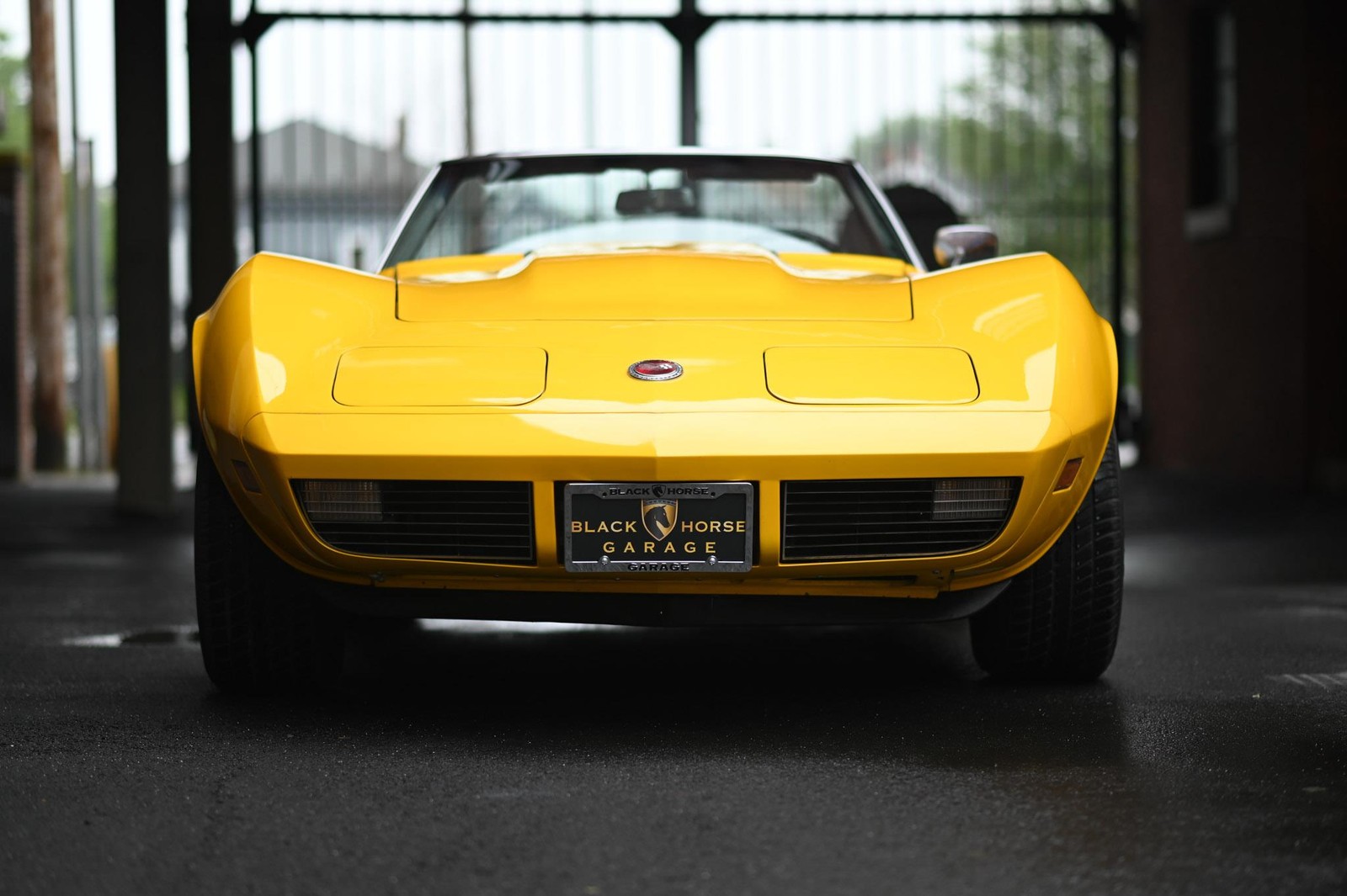 Chevrolete-Corvette-1973-2