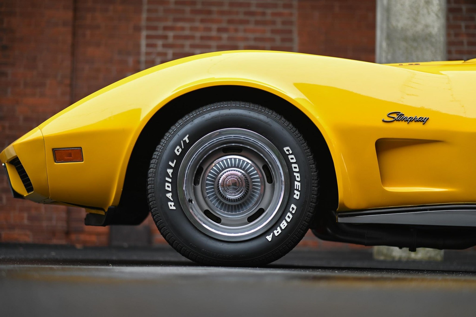 Chevrolete-Corvette-1973-31