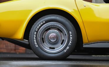Chevrolete-Corvette-1973-34