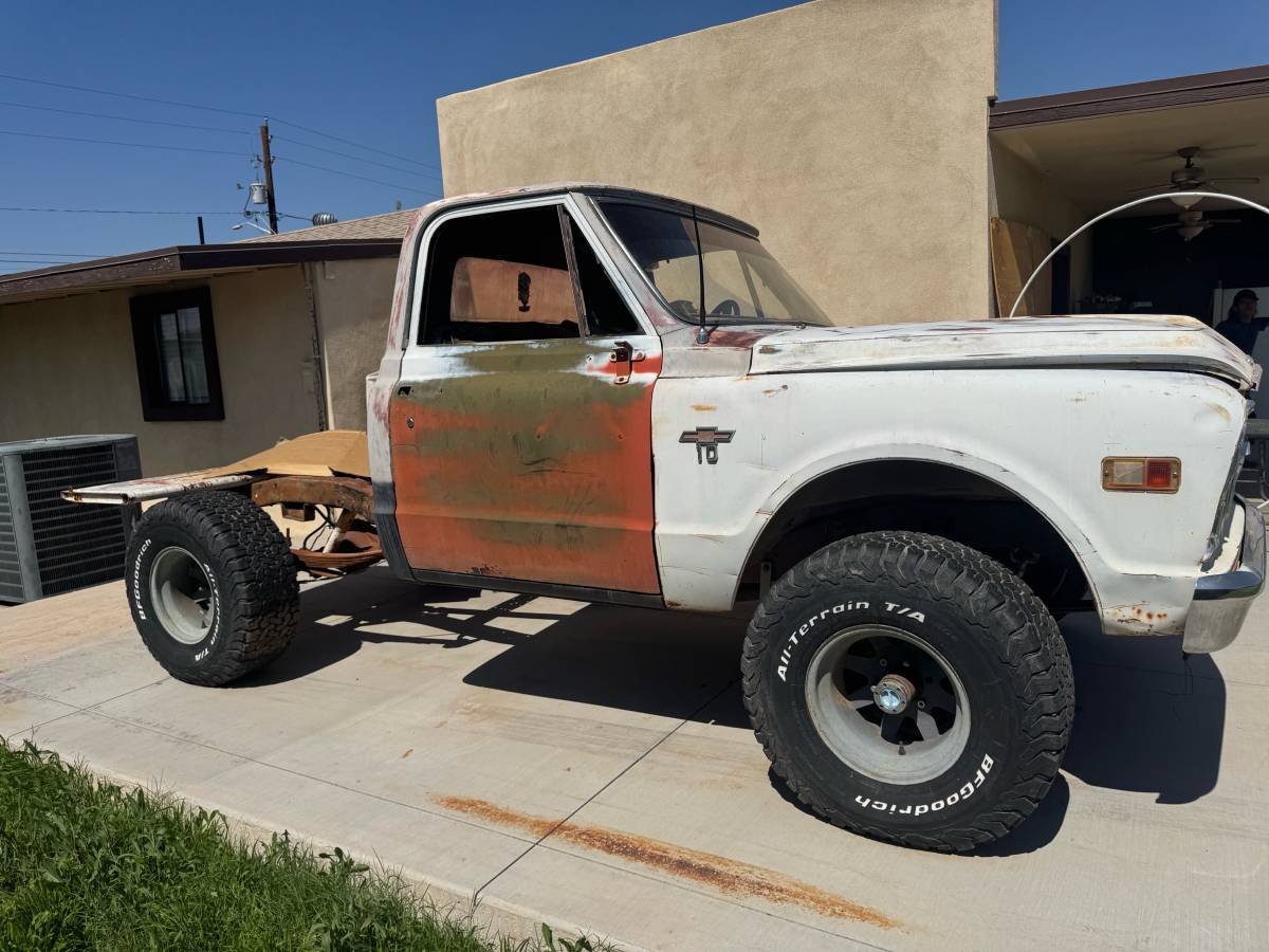 Chevy-1967-white-2