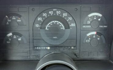 Chevy-1991-silver-1