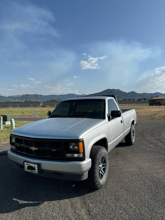 Chevy-1991-silver-3