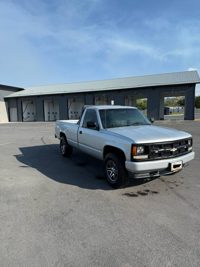 Chevy-1991-silver-5