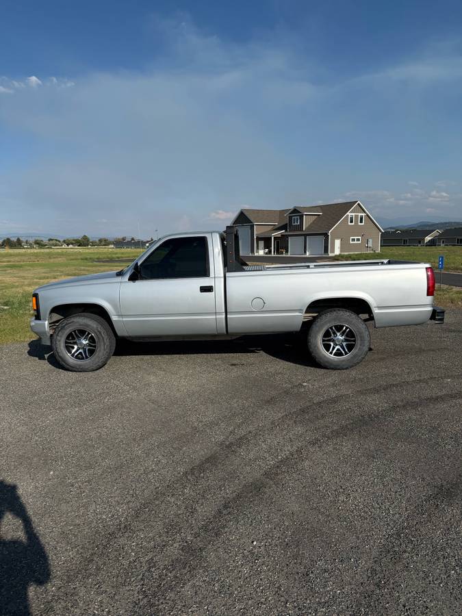 Chevy-1991-silver-6