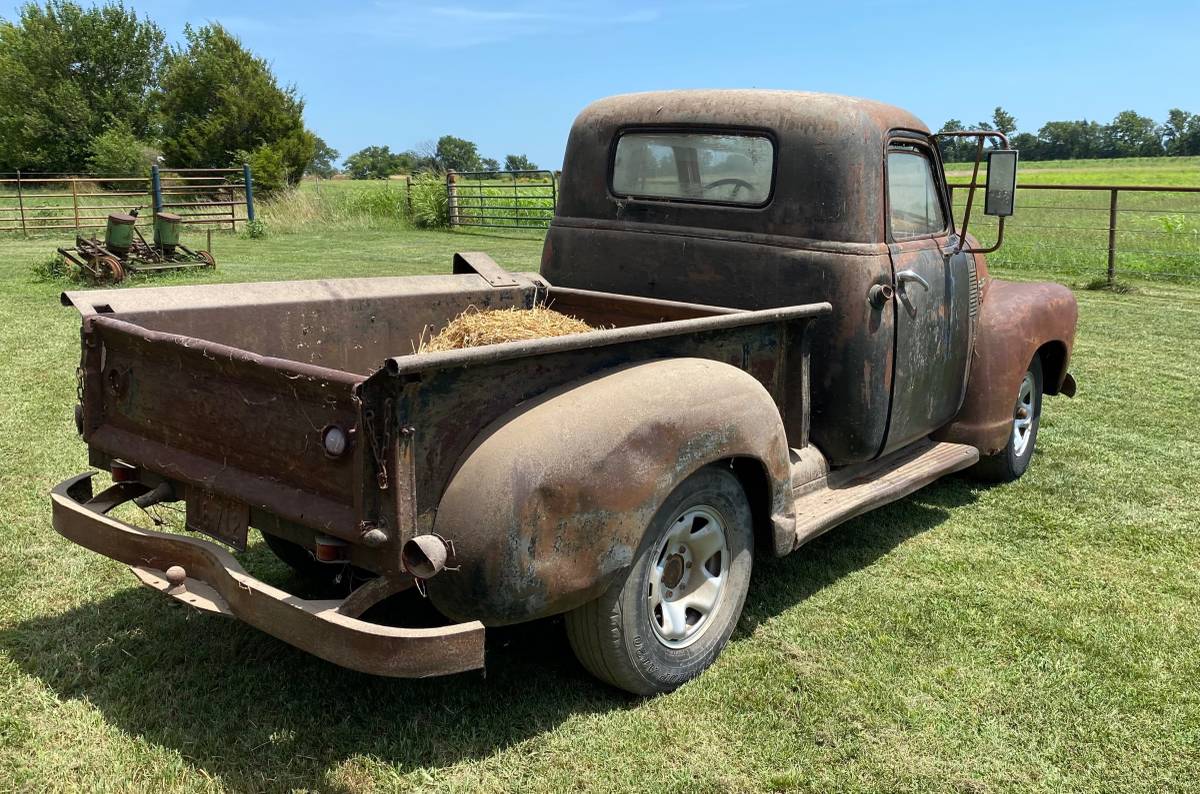 Chevy-3100-pickup-1950-black-2
