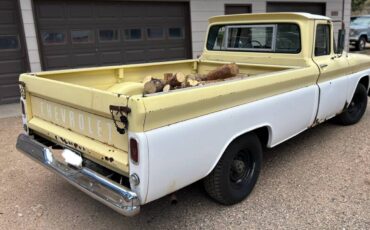 Chevy-apache-1961-yellow-4