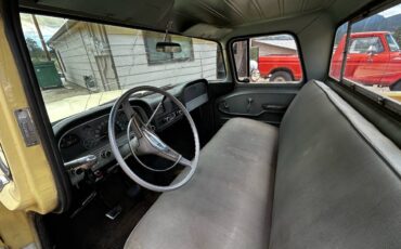 Chevy-apache-1961-yellow-7