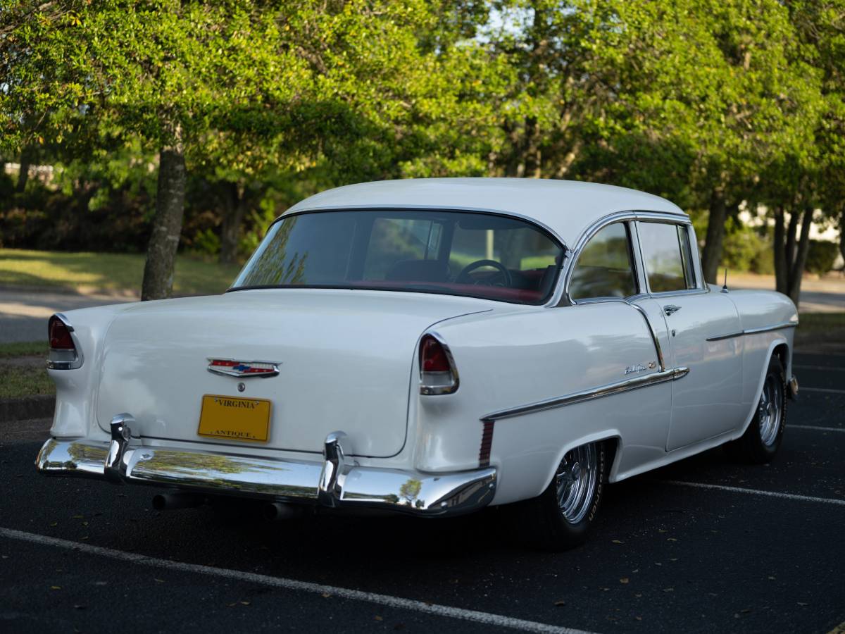 Chevy-bel-air-1955-white-4