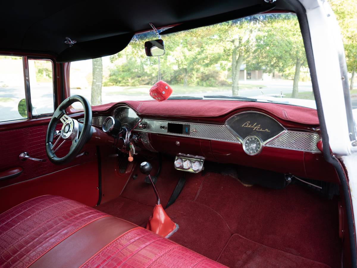 Chevy-bel-air-1955-white-8