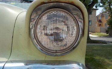 Chevy-belair-4-door-1956-custom