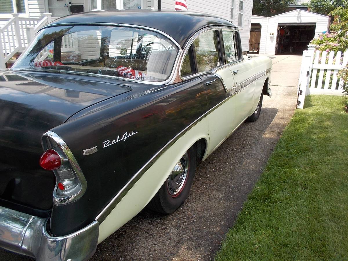 Chevy-belair-4-door-1956-custom-5