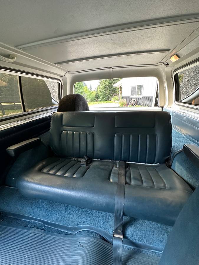 Chevy-blazer-diesel-1989-white-7
