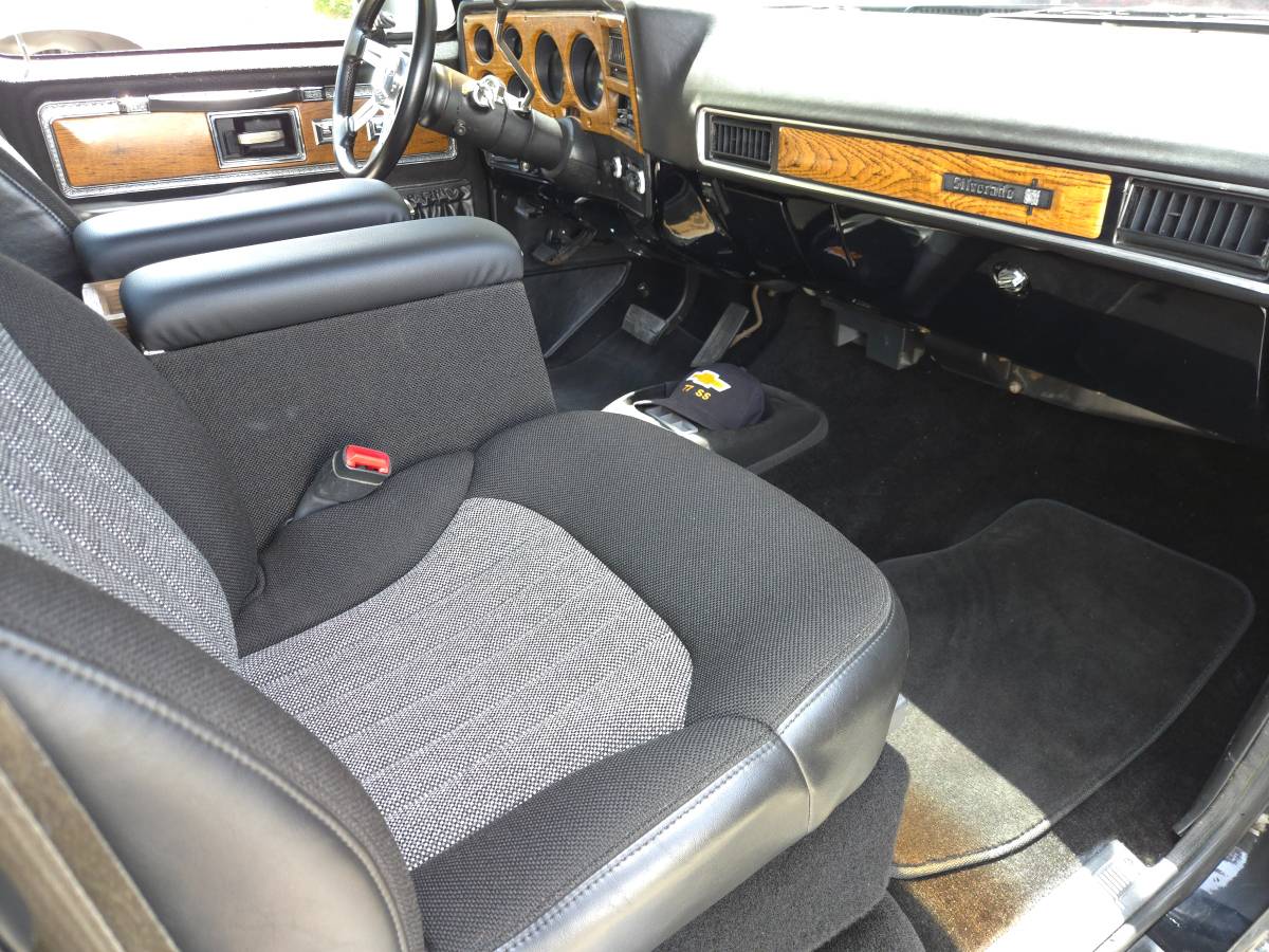 Chevy-c10-1977-9