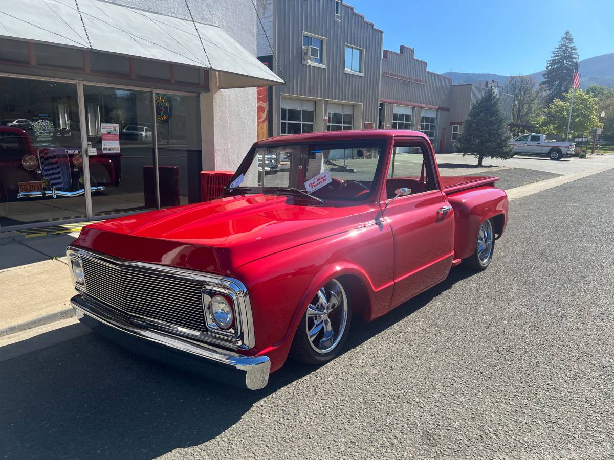 Chevy-c10-silverado-1969-red-1