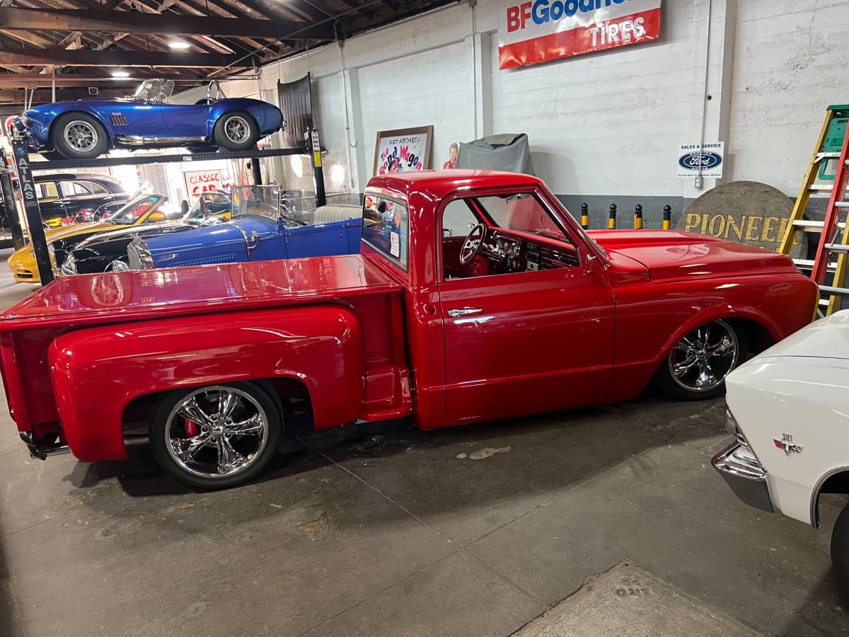 Chevy-c10-silverado-1969-red-21