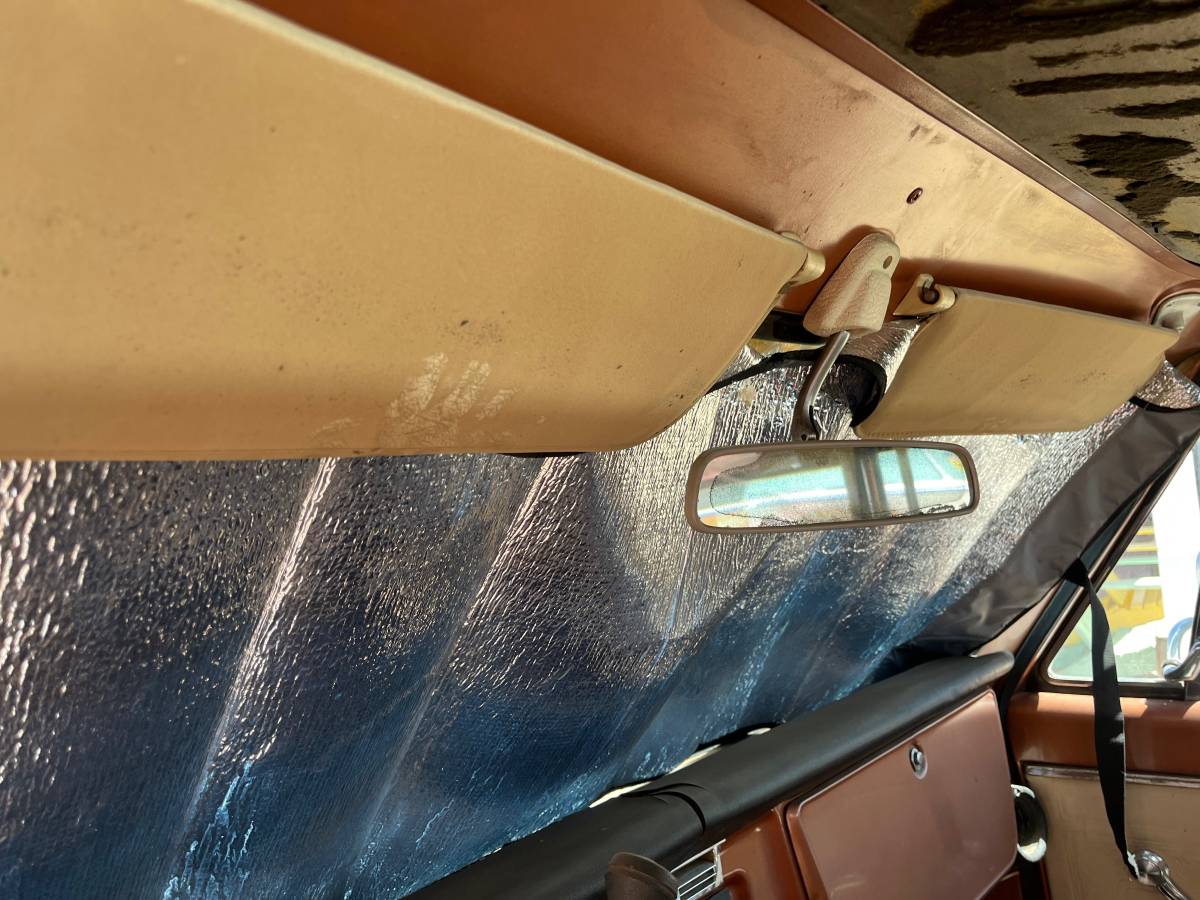 Chevy-c10-suburban-1971-10