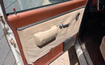 Chevy-c10-suburban-1971-12