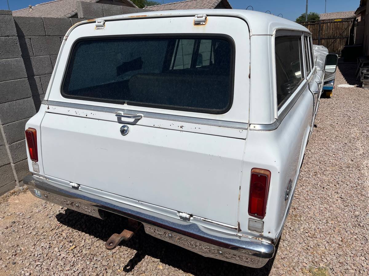Chevy-c10-suburban-1971-13