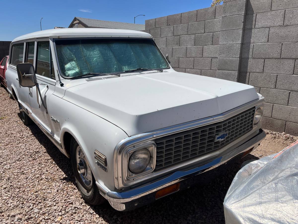 Chevy-c10-suburban-1971-17