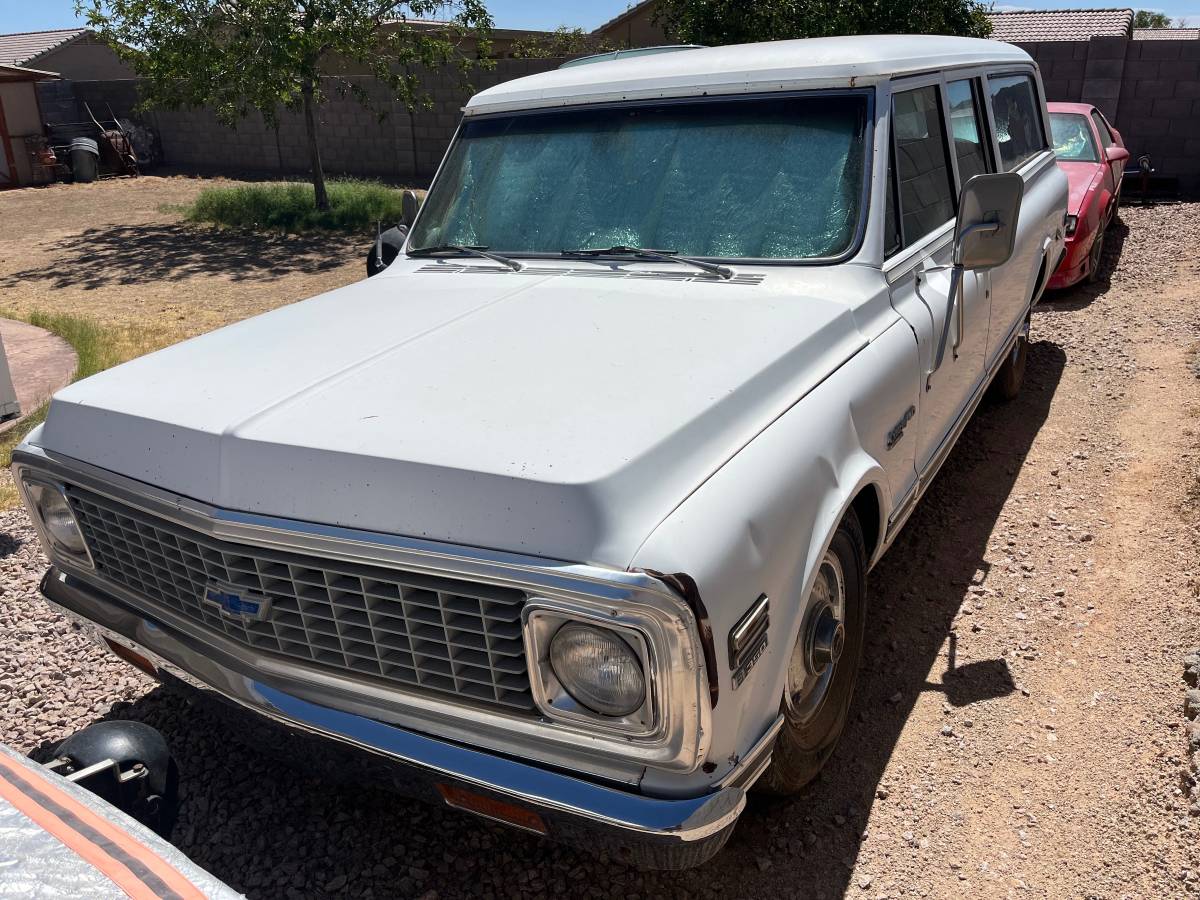 Chevy-c10-suburban-1971-19