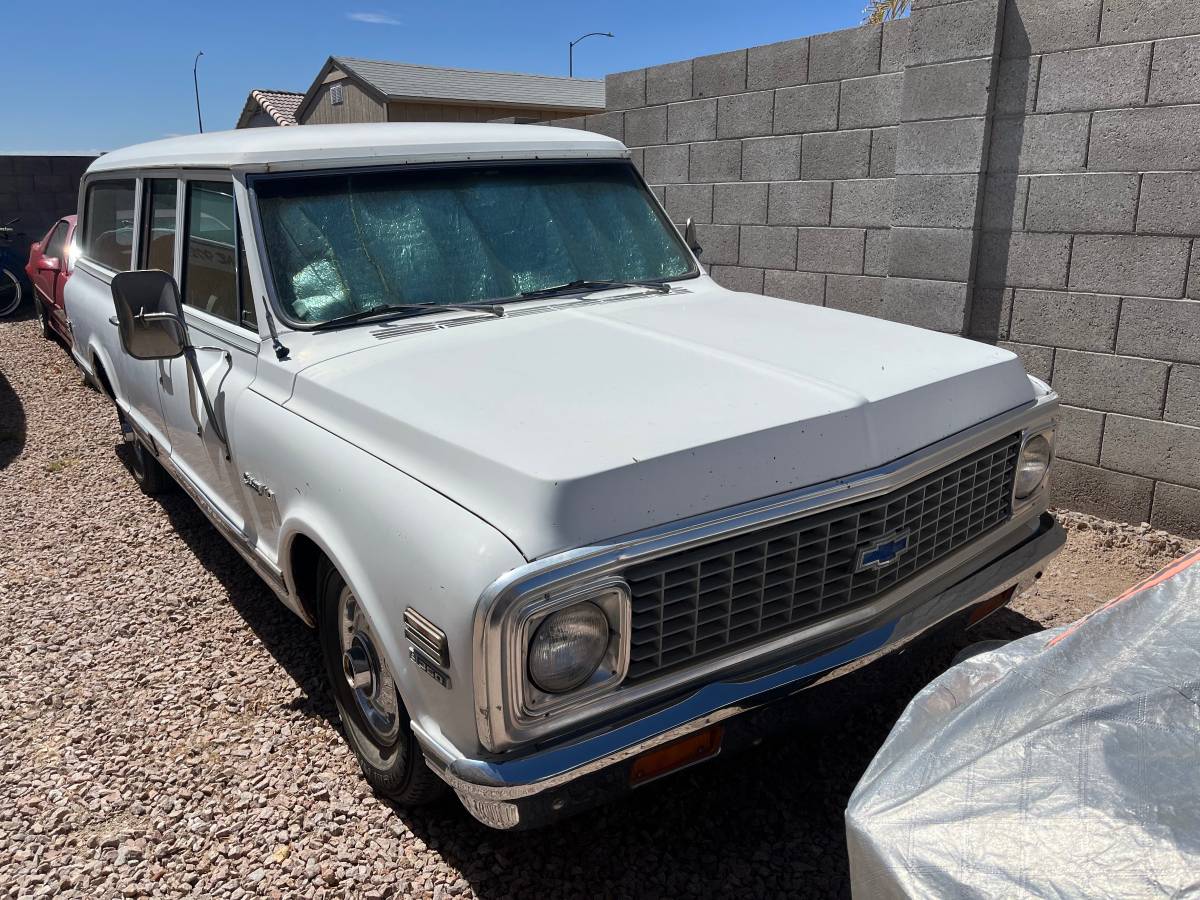 Chevy-c10-suburban-1971-21