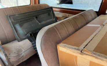 Chevy-c10-suburban-1971-3