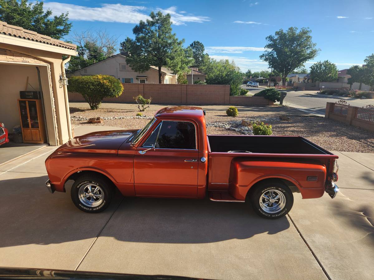 Chevy-c10-truck-1967-orange-21