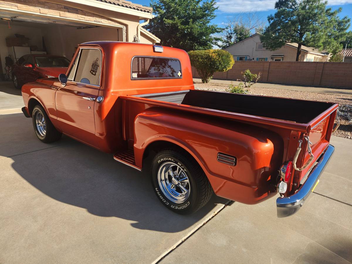 Chevy-c10-truck-1967-orange-22