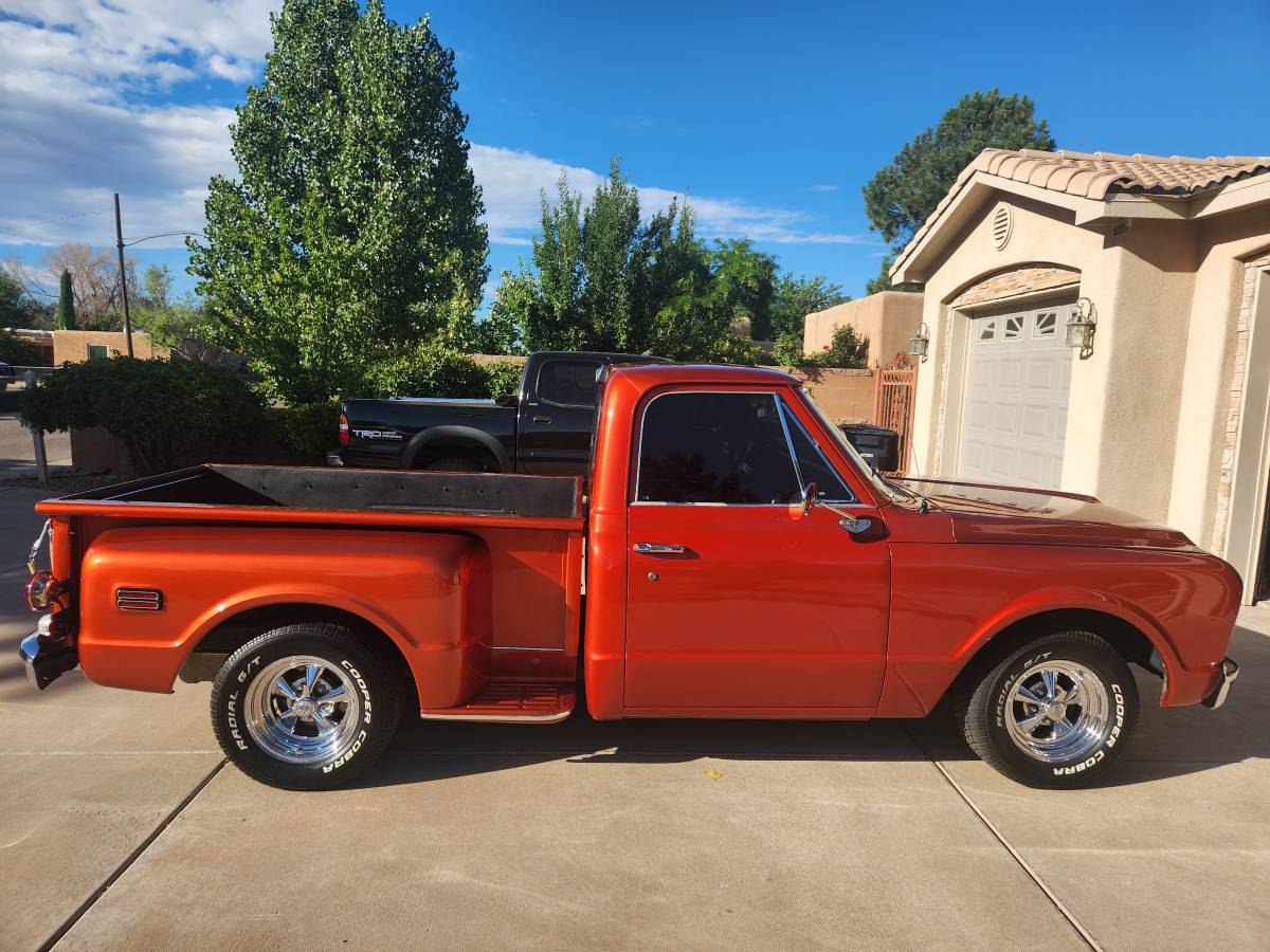 Chevy-c10-truck-1967-orange-4