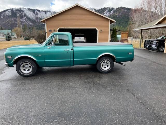 Chevy-c10-truck-1969-green-10
