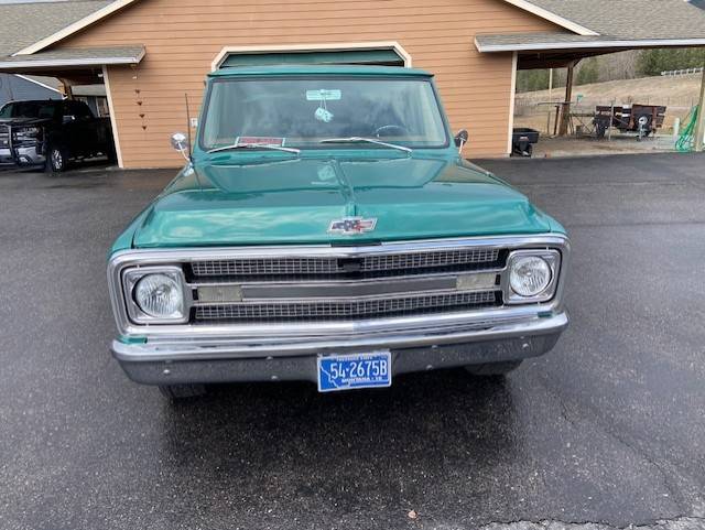 Chevy-c10-truck-1969-green-8