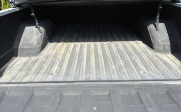 Chevy-c10-truck-1984-silver-19