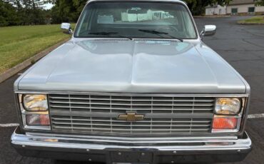 Chevy-c10-truck-1984-silver-2