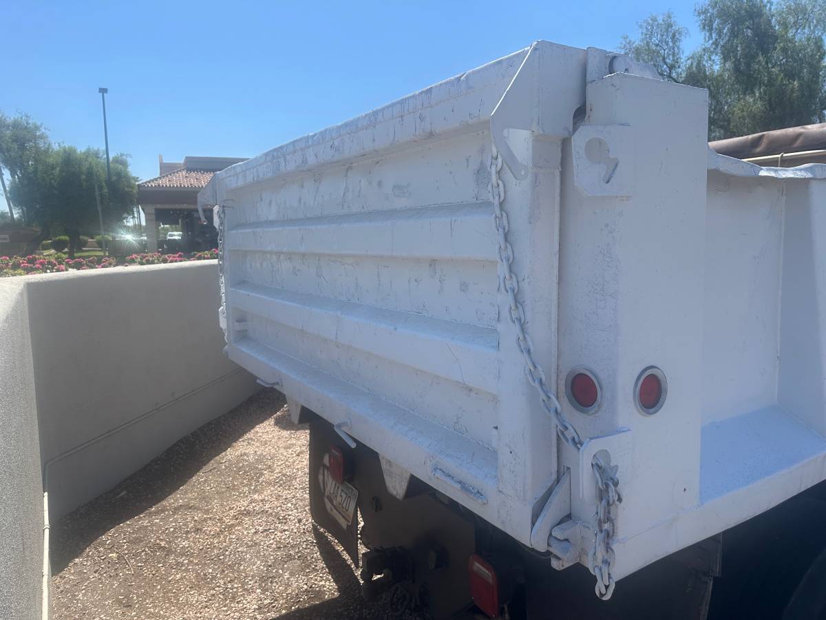 Chevy-c6500-diesel-1989-white-5
